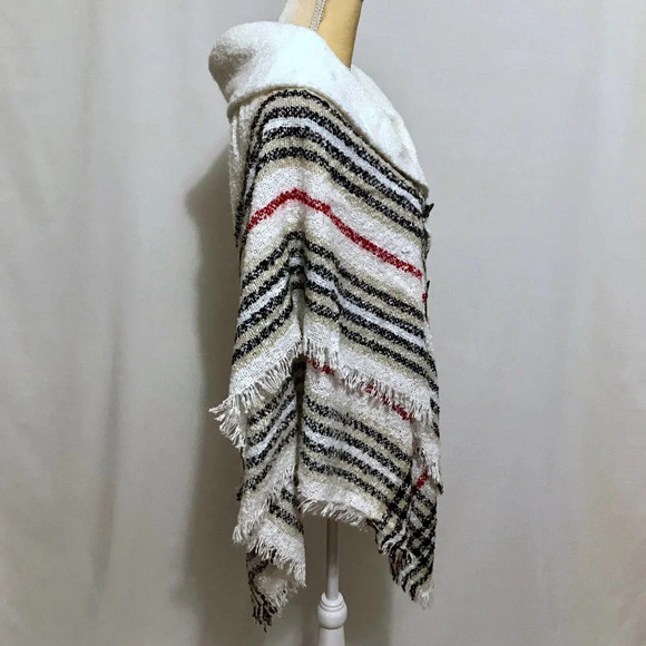 Accessory St NWOT Knit Variegated Stripes Poncho-Ruana for Women OS - Picture 4 of 9